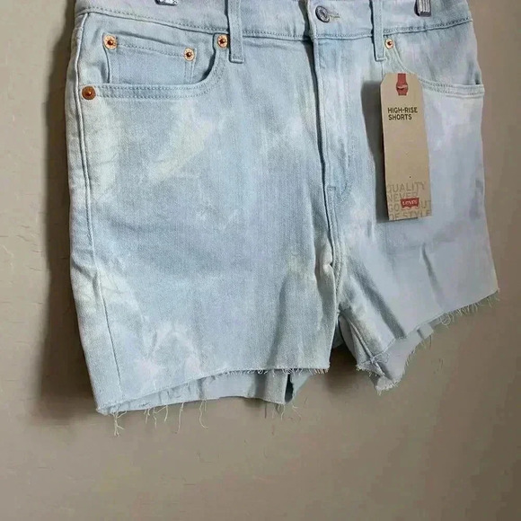 Levi's High Rise Bleached Wash Shorts Size 30 - Picture 8 of 14